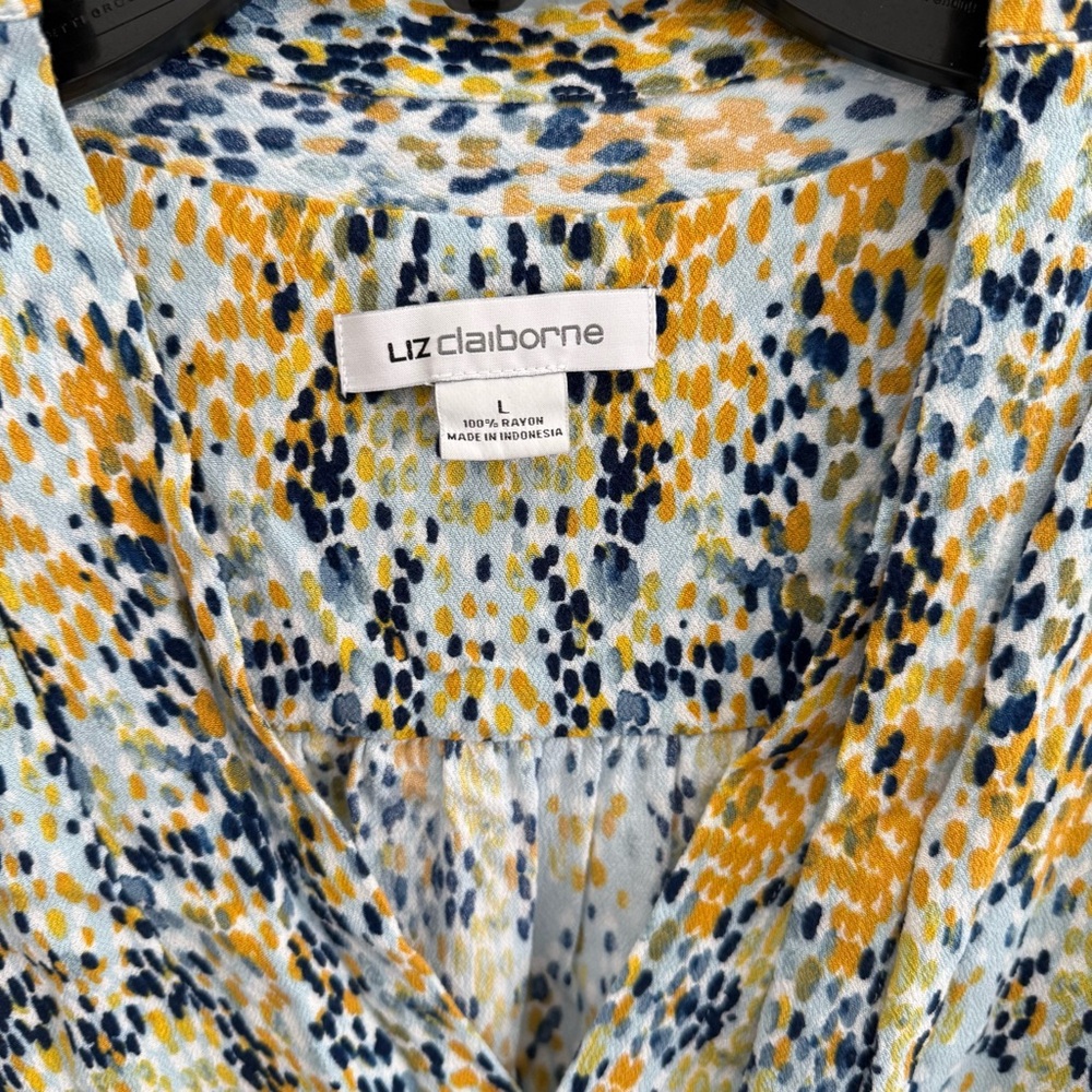 Liz Claiborne Top - Picture 3 of 5